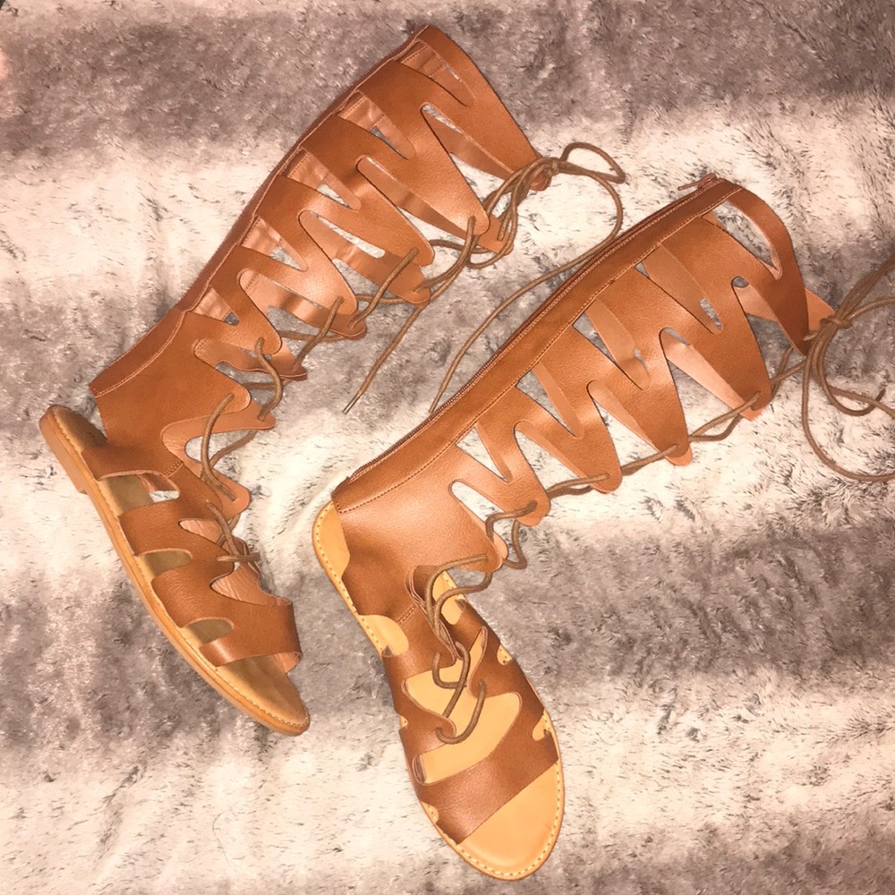 HIGH GLADIATOR SANDALS